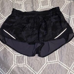 Lululemon Hotty Hot Shorts